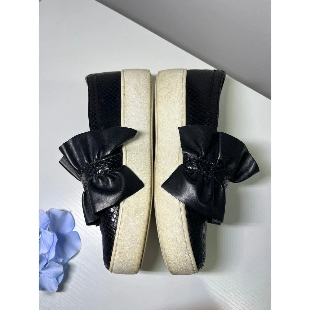 Michael Kors Bella‎ Ruffled Snake Embossed Leather Platform Slip On Sneakers 6M